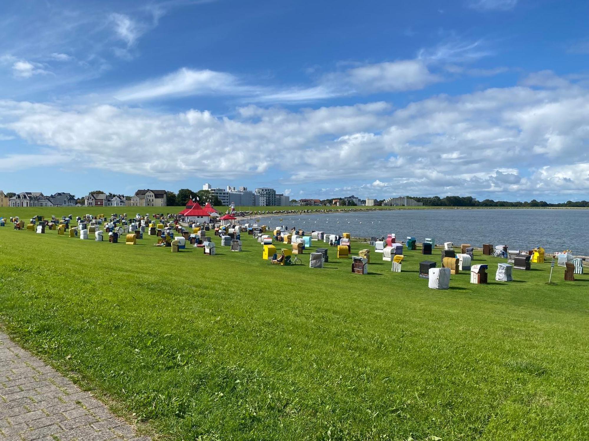Kuestentraum Cuxhaven, Fewo Schoen & Modern, Strand -Grimmershoernbucht Kültér fotó